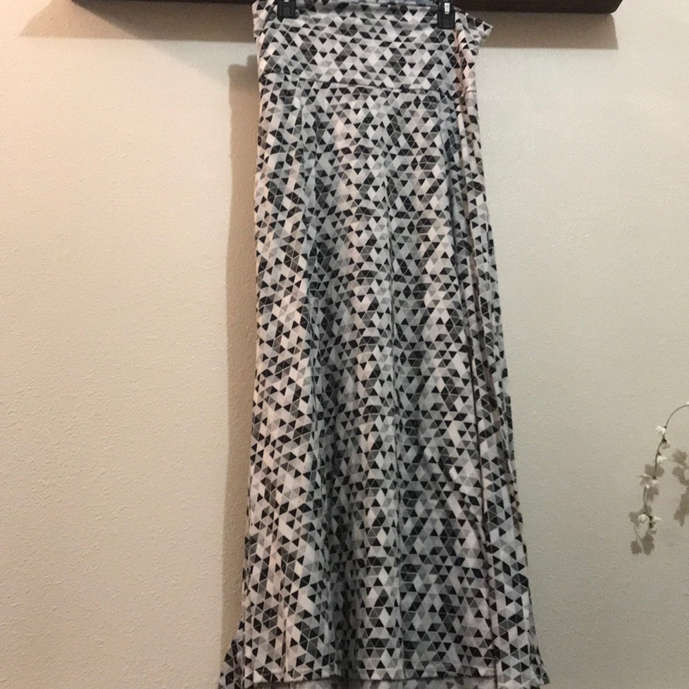 LuLaRoe maxi skirt